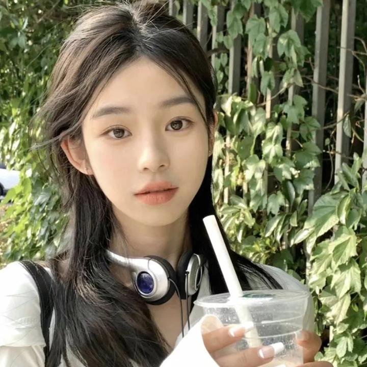 他的脑子有病